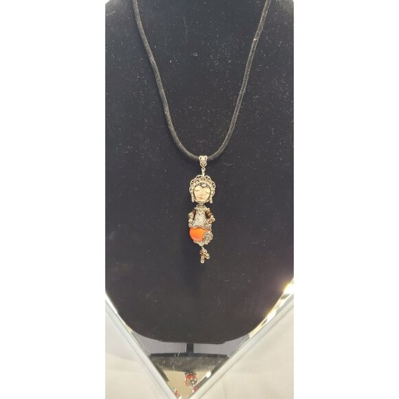 Vintage Sicily Hand Painted Rope Necklace with Bead Lady Detail Pendant - Picture 3 of 11